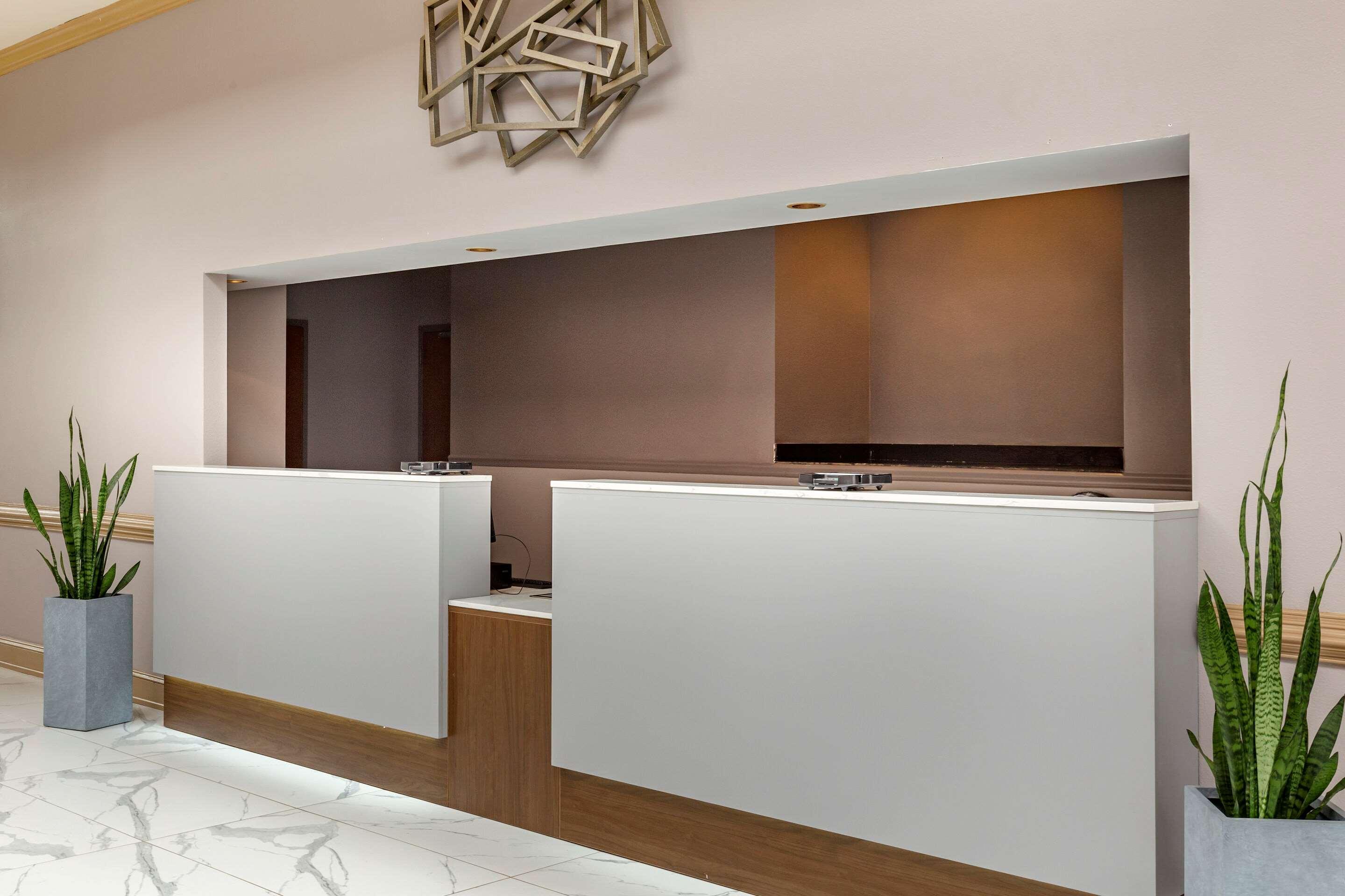 Clarion Hotel Fayetteville Εξωτερικό φωτογραφία