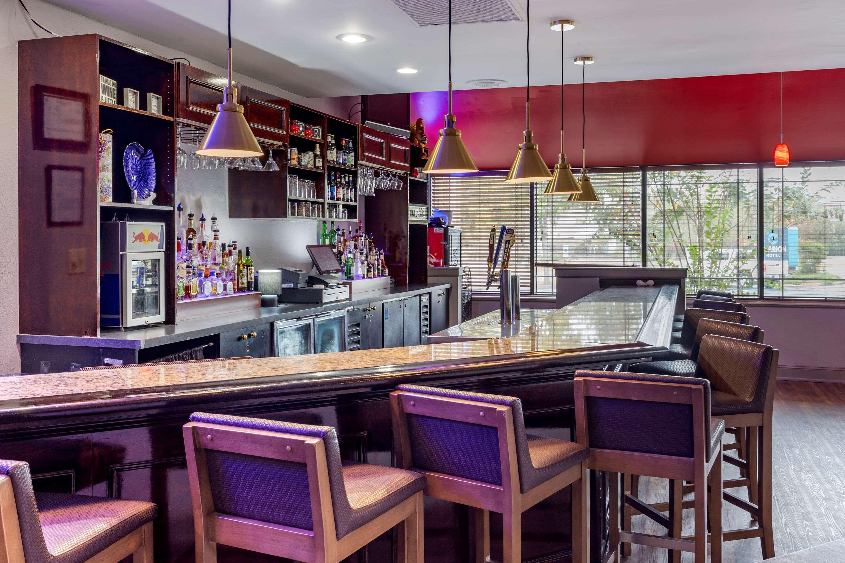 Clarion Hotel Fayetteville Εξωτερικό φωτογραφία