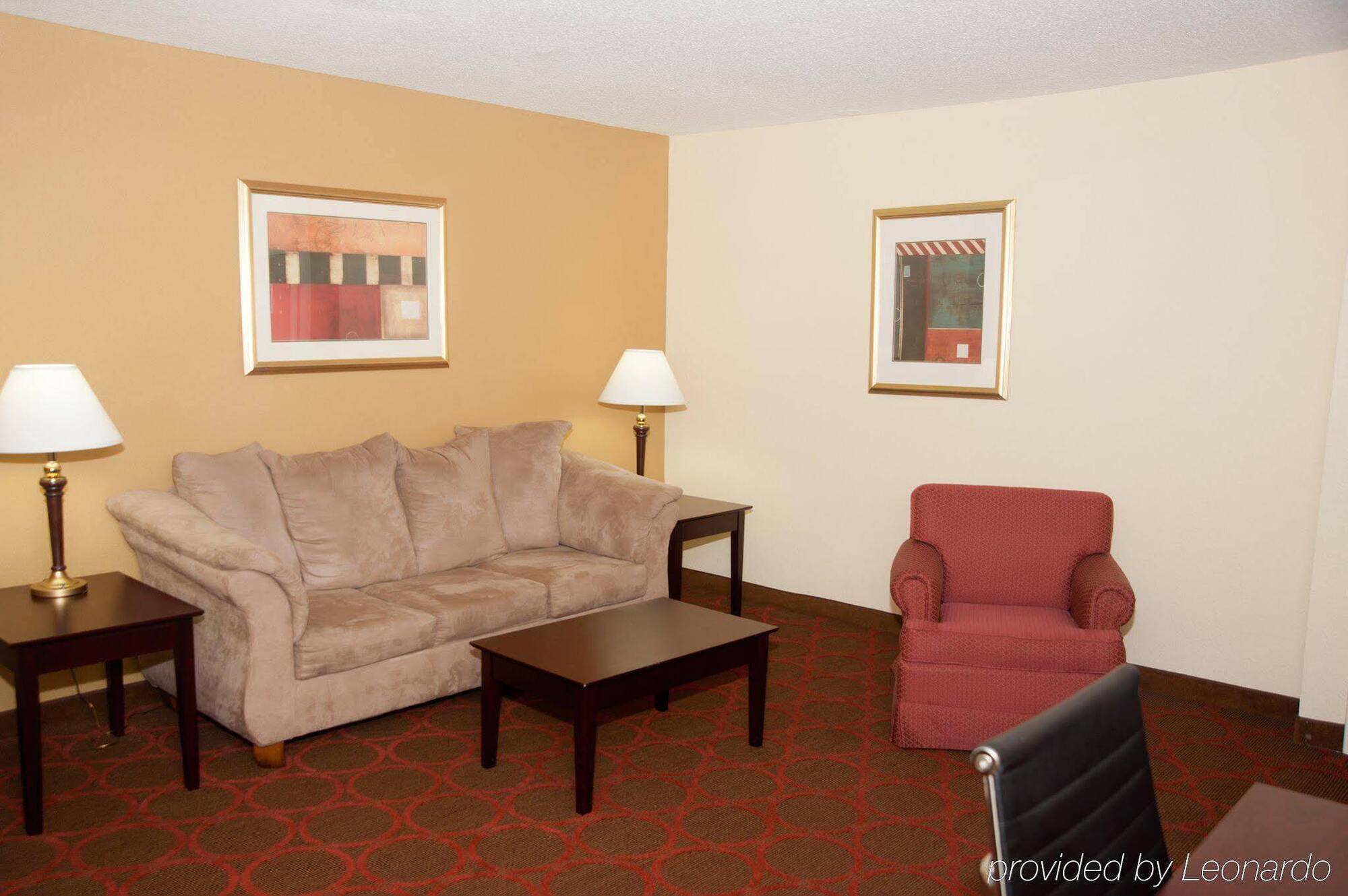 Clarion Hotel Fayetteville Εξωτερικό φωτογραφία