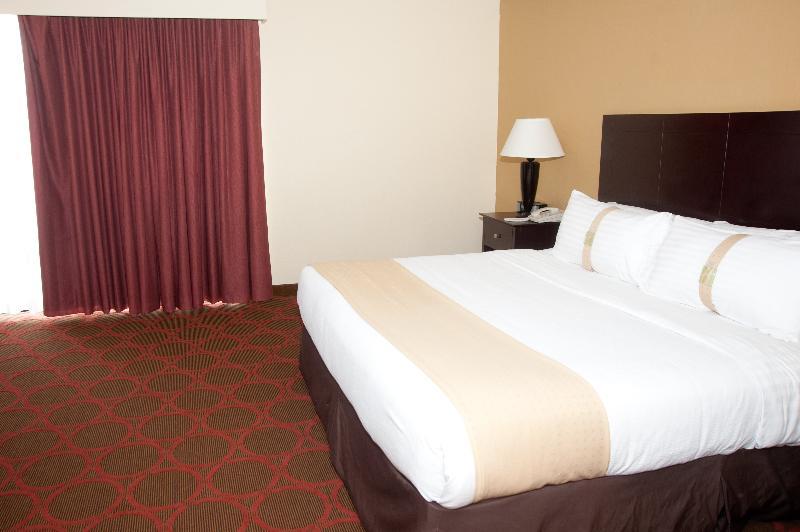 Clarion Hotel Fayetteville Εξωτερικό φωτογραφία